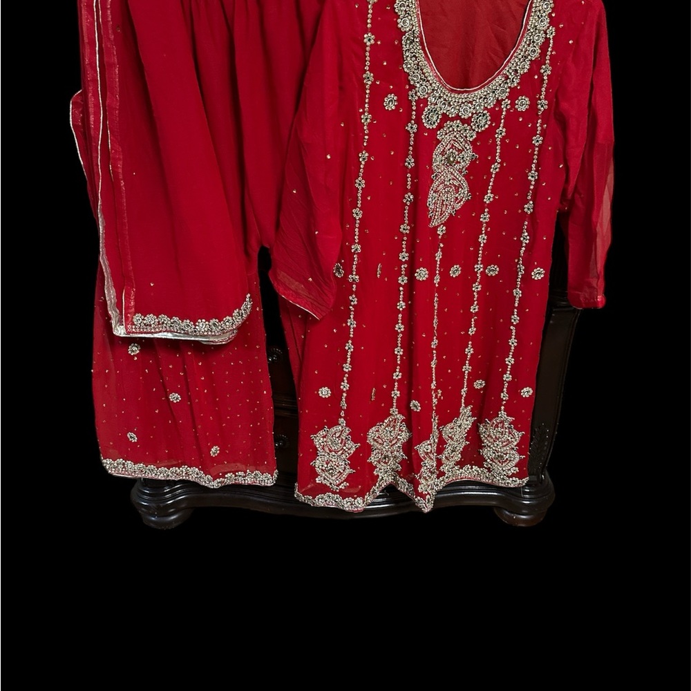 Pakistani fancy dress, handmade, medium size red color, Gara